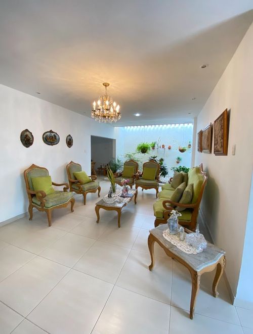 Casa de 5 alcobas en venta en Villa Santos, Barranquilla, 500 m² · foto 2 de 15