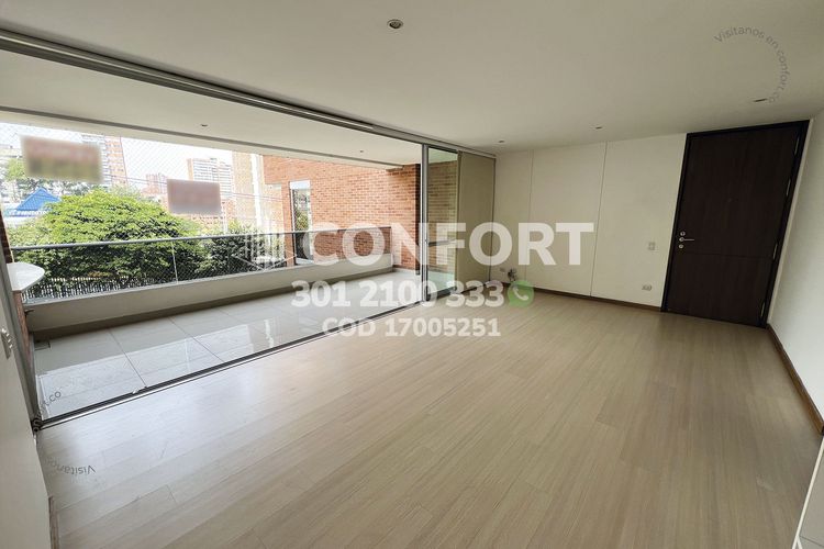 Apartamento de 3 alcobas en arriendo en Los Parra, Medellín, 128 m² · foto 2 de 24