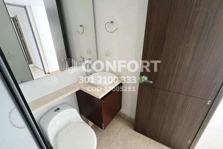 Apartamento de 3 alcobas en arriendo en Los Parra, Medellín, 128 m² · foto 17 de 24
