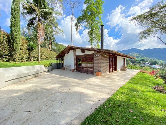 Casa de 5 alcobas en venta en Escobero, Envigado, 500 m² · foto 19 de 19