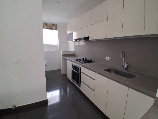 Casa en arriendo en Agrupacion Calahorra, Cajicá · foto 2 de 12