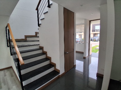Casa en arriendo en Agrupacion Calahorra, Cajicá · foto 8 de 12