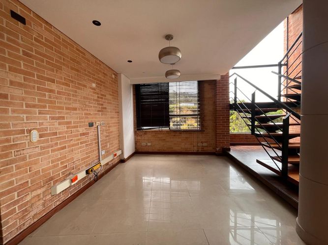 Casa de 4 alcobas en venta en Carrizales, Envigado, 440 m² · foto 2 de 20