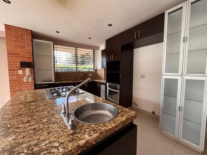 Casa de 4 alcobas en venta en Carrizales, Envigado, 440 m² · foto 7 de 20