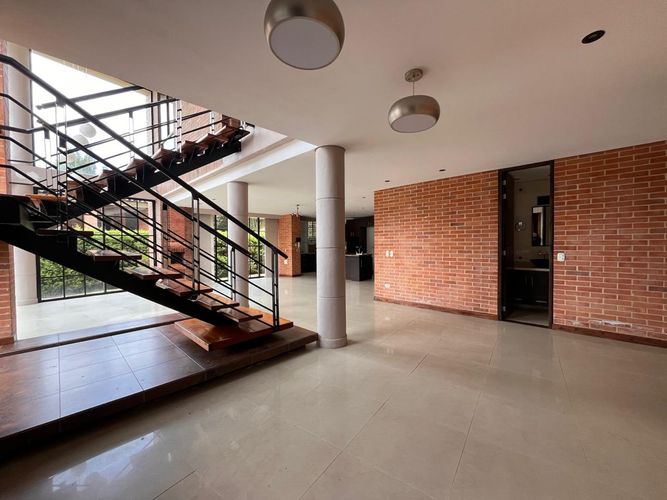 Casa de 4 alcobas en venta en Carrizales, Envigado, 440 m² · foto 14 de 20