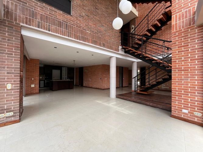 Casa de 4 alcobas en venta en Carrizales, Envigado, 440 m² · foto 16 de 20