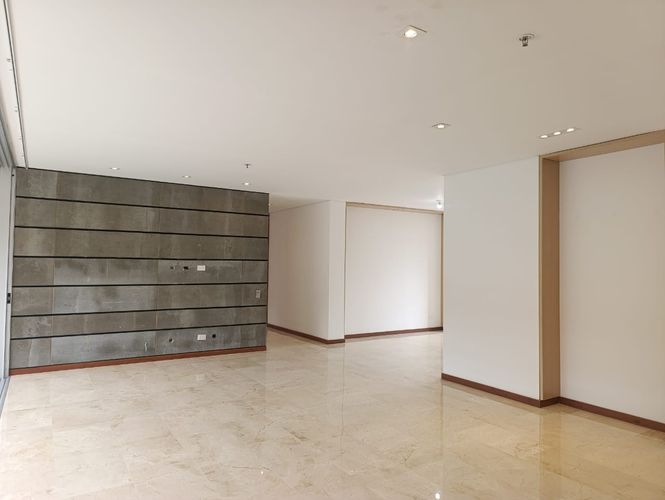 Apartamento de 3 alcobas en arriendo en El Poblado, Medellín, 170 m² · foto 3 de 19