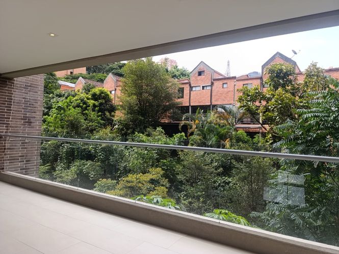 Apartamento de 3 alcobas en arriendo en El Poblado, Medellín, 170 m² · foto 19 de 19