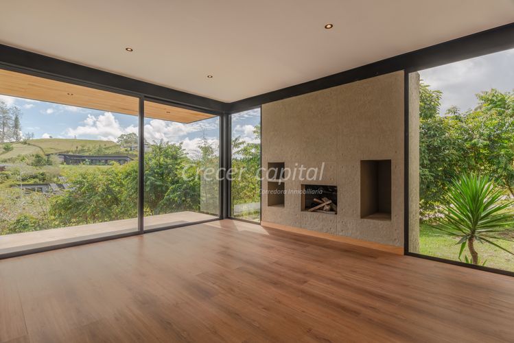 Casa de 3 alcobas en venta en Pantanillo, El Retiro, 345 m² · foto 7 de 8