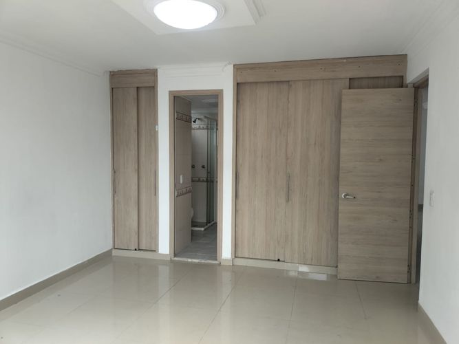 Apartamento de 2 alcobas en arriendo en El Poblado, Medellín, 74 m² · foto 7 de 15