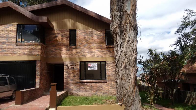 Casa en venta en Bosque De Pinos, Bogotá · foto 2 de 21