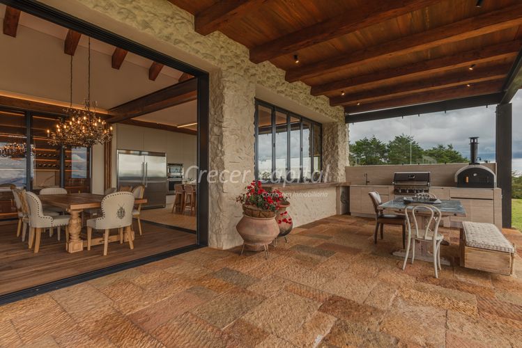 Casa de 3 alcobas en venta en Las Palmas, Envigado, 520 m² · foto 5 de 9