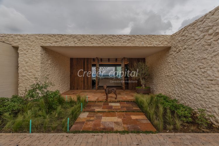 Casa de 3 alcobas en venta en Las Palmas, Envigado, 520 m² · foto 7 de 9