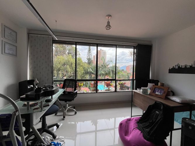 Casa de 3 alcobas en venta en El Poblado, Medellín, 180 m² · foto 11 de 17