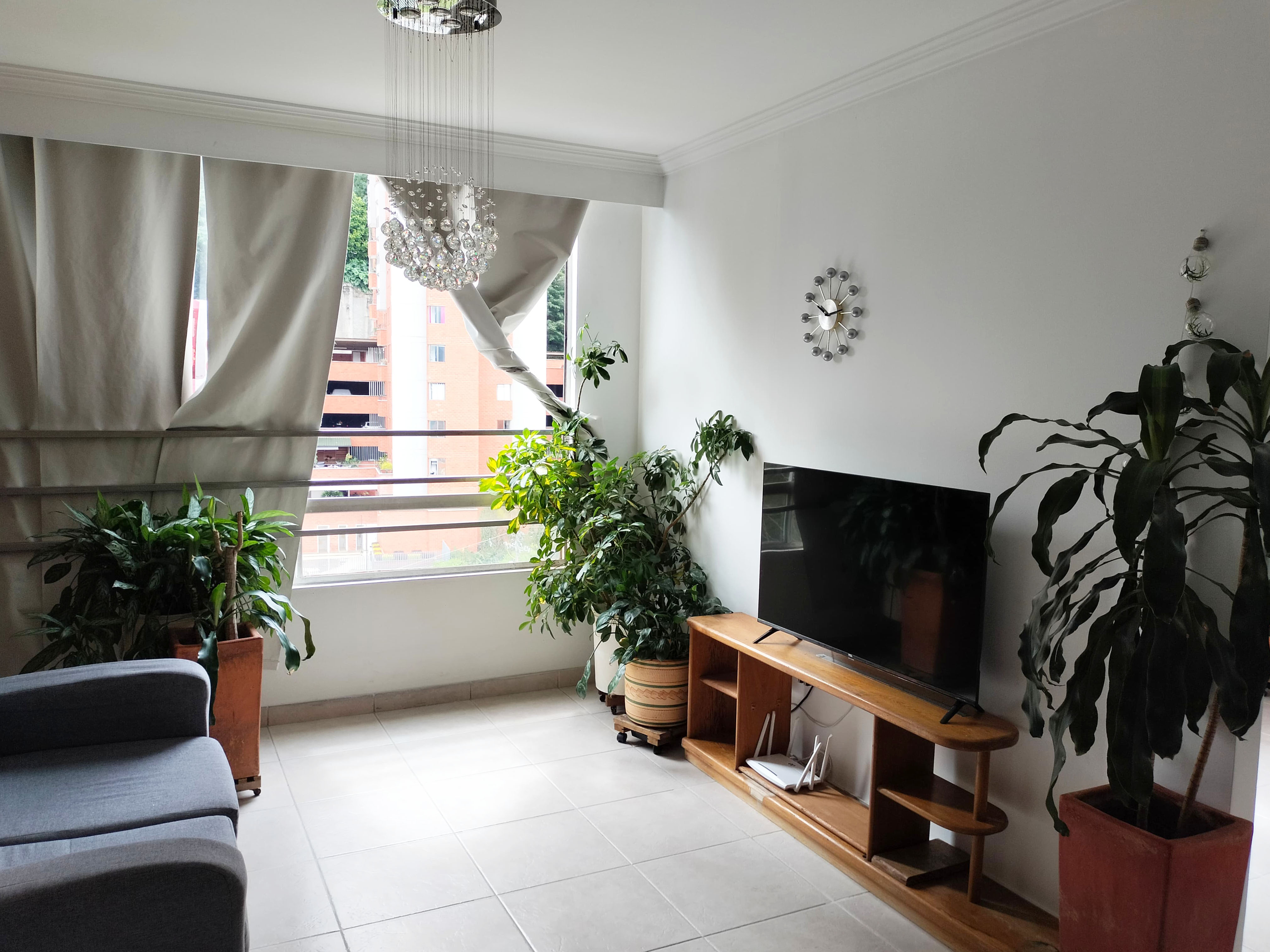 Apartamento en venta en El Poblado, Medellín · foto 2 de 12