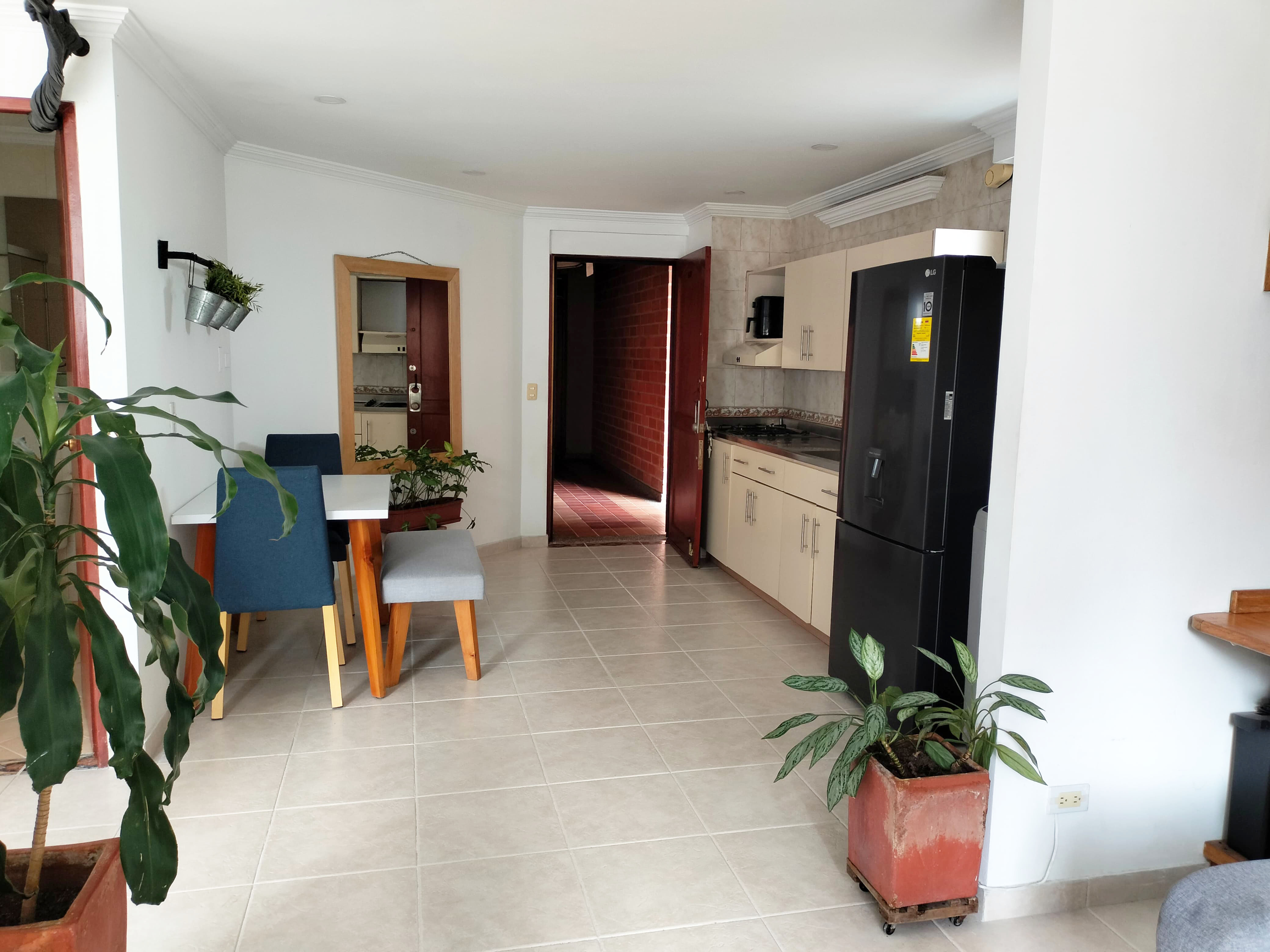 Apartamento en venta en El Poblado, Medellín · foto 6 de 12