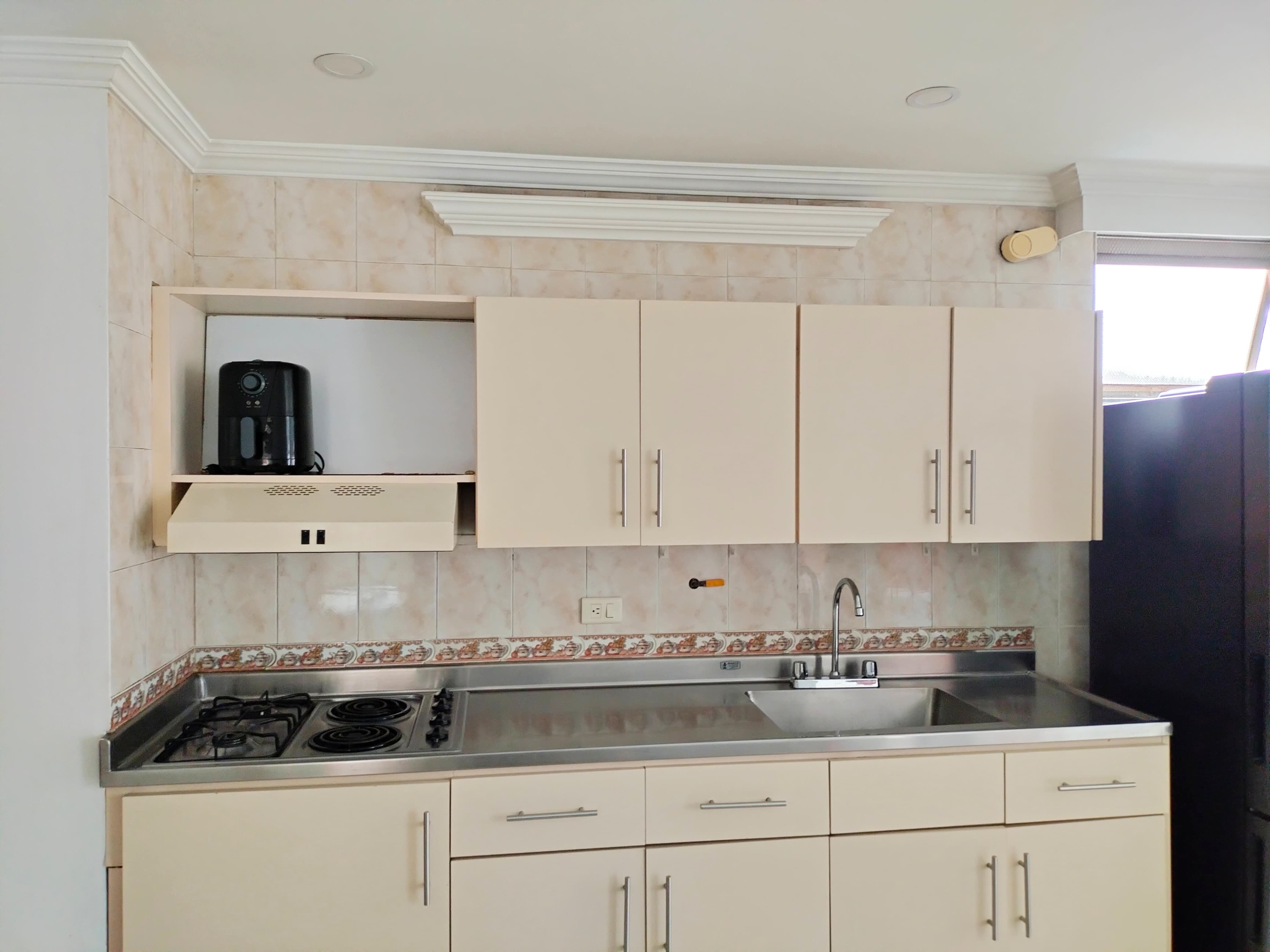 Apartamento en venta en El Poblado, Medellín · foto 8 de 12