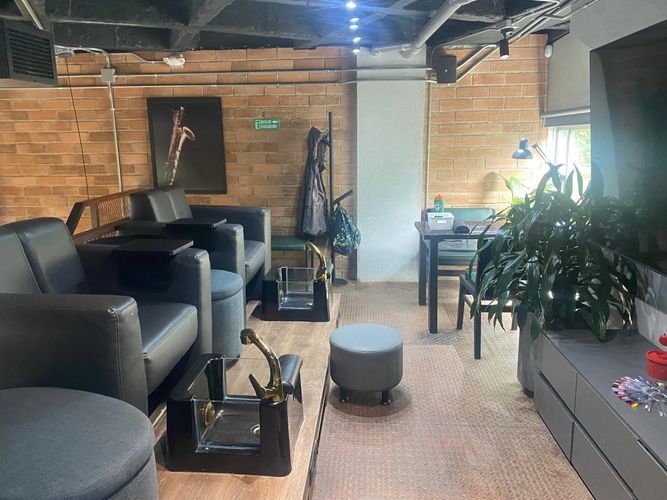 Local en venta en El Poblado, Medellín, 103 m² · foto 13 de 15