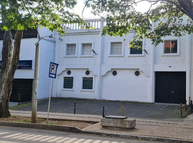 Casa en venta en Prado, Medellín · foto 2 de 18