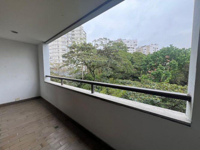 Apartamento de 4 alcobas en arriendo en El Poblado, Medellín, 270 m² · foto 12 de 15