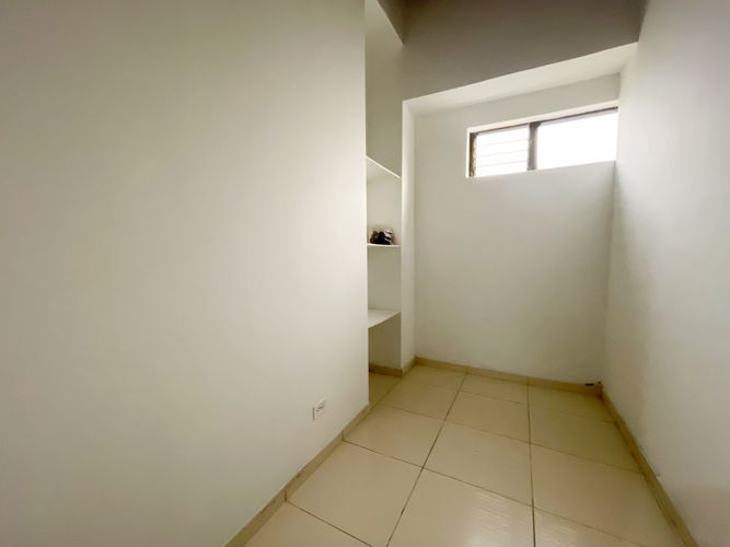 Apartamento de 5 alcobas en venta en Florida Nueva, Medellín, 129 m² · foto 5 de 20