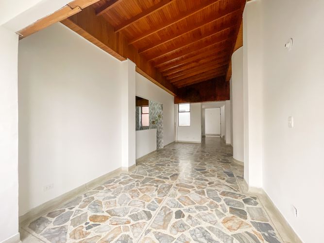 Apartamento de 5 alcobas en venta en Florida Nueva, Medellín, 129 m² · foto 13 de 20