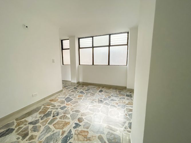 Apartamento de 5 alcobas en venta en Florida Nueva, Medellín, 129 m² · foto 15 de 20