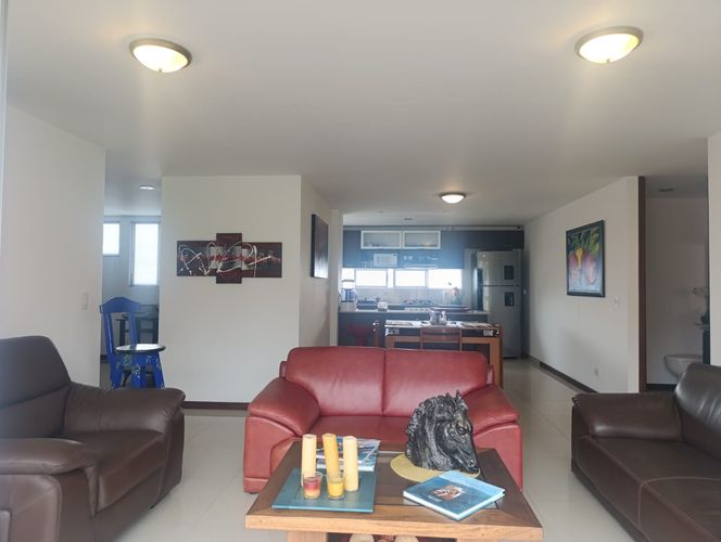 Apartamento de 3 alcobas en arriendo en El Poblado, Medellín, 120 m² · foto 4 de 19