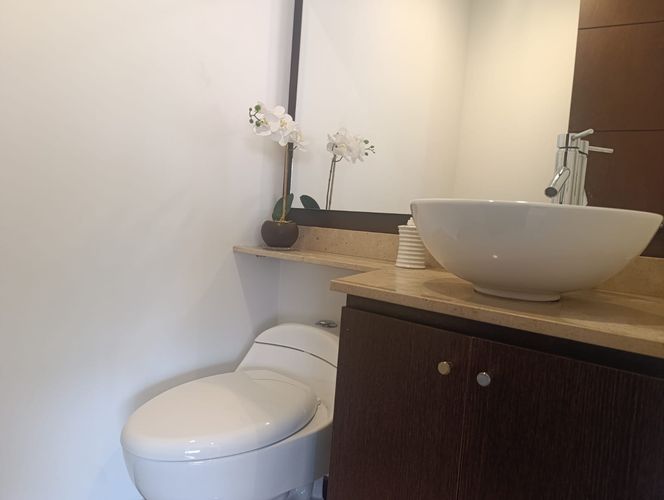 Apartamento de 3 alcobas en arriendo en El Poblado, Medellín, 120 m² · foto 18 de 19