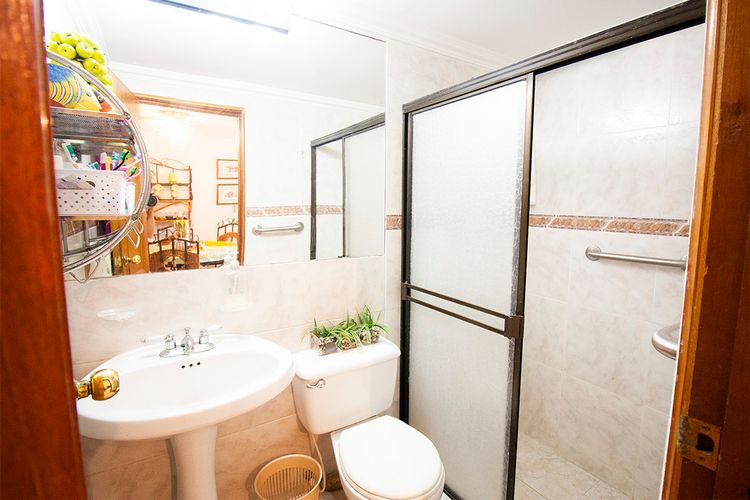 Casa de 3 alcobas en venta en Girardot, Girardot, 190 m² · foto 11 de 14