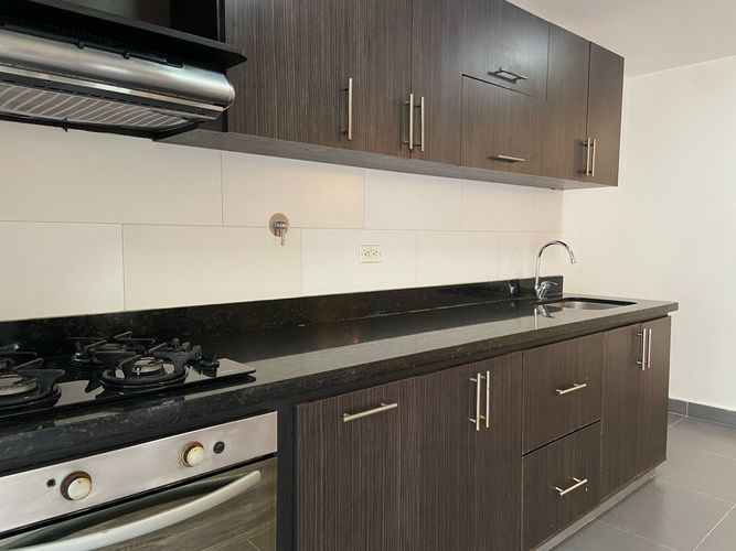 Apartamento de 2 alcobas en arriendo en La Doctora, Sabaneta, 84 m² · foto 9 de 20