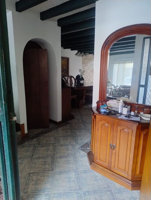 Casa en venta en Cedritos, Bogotá · foto 9 de 24