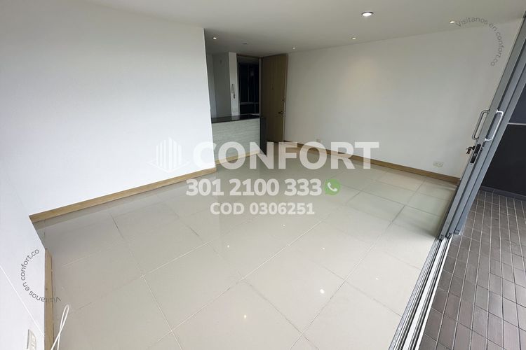Apartamento de 3 alcobas en arriendo en Los Balsos, Medellín, 85 m² · foto 2 de 24