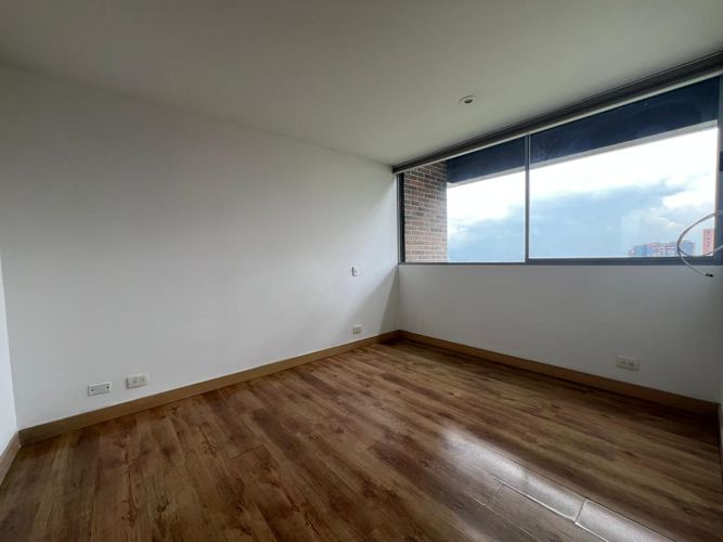 Apartamento de 2 alcobas en arriendo en El Poblado, Medellín, 75 m² · foto 12 de 15