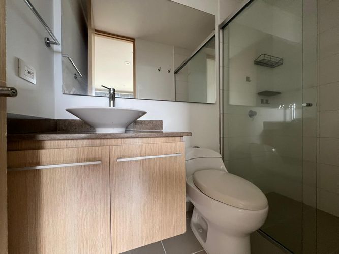 Apartamento de 2 alcobas en arriendo en El Poblado, Medellín, 75 m² · foto 15 de 15