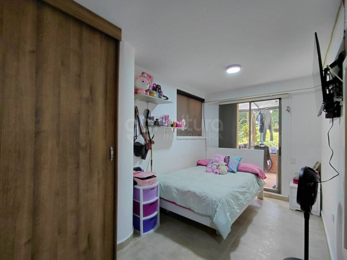 Apartamento en venta en Milla De Oro, Medellín · foto 13 de 19