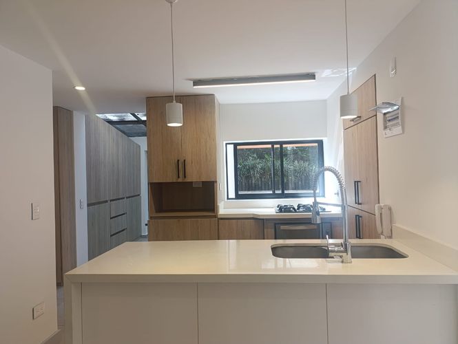 Casa de 3 alcobas en venta en El Poblado, Medellín, 150 m² · foto 6 de 20
