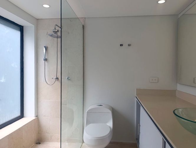 Casa de 3 alcobas en venta en El Poblado, Medellín, 150 m² · foto 19 de 20