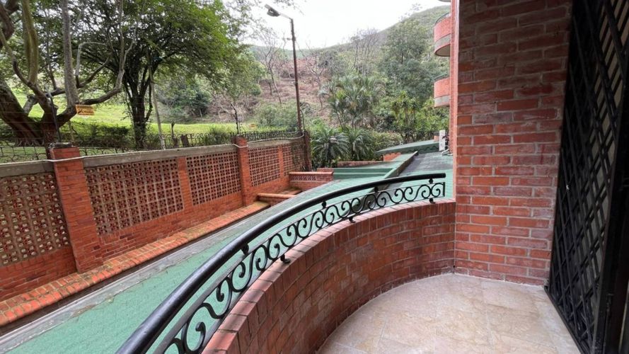 Apartamento de 3 alcobas en venta en Cristales, Cali, 124 m² · foto 12 de 24