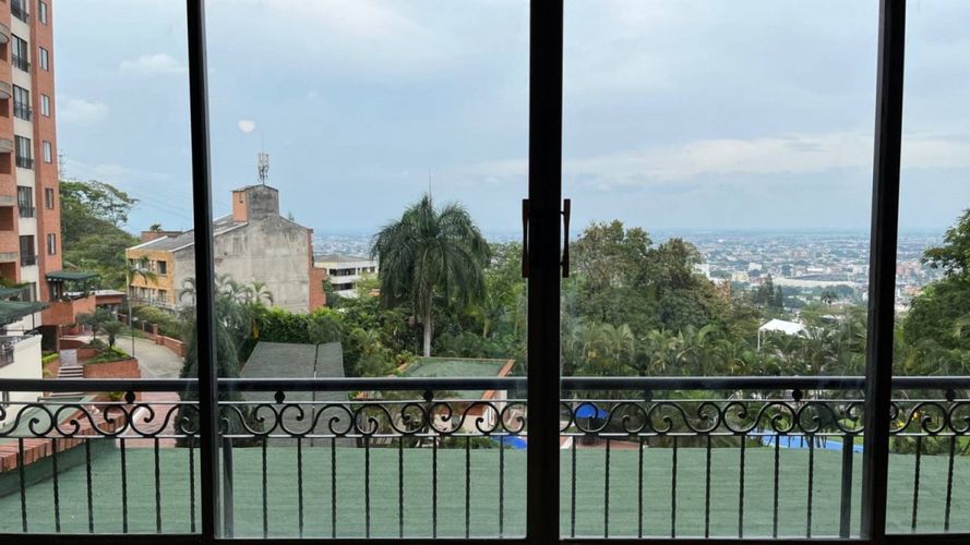 Apartamento de 3 alcobas en venta en Cristales, Cali, 124 m² · foto 9 de 24