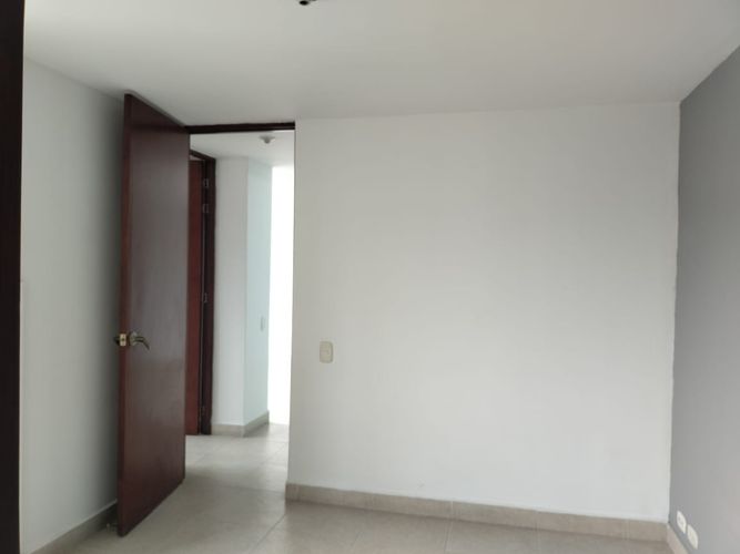 Apartamento de 2 alcobas en arriendo en El Poblado, Medellín, 65 m² · foto 9 de 14