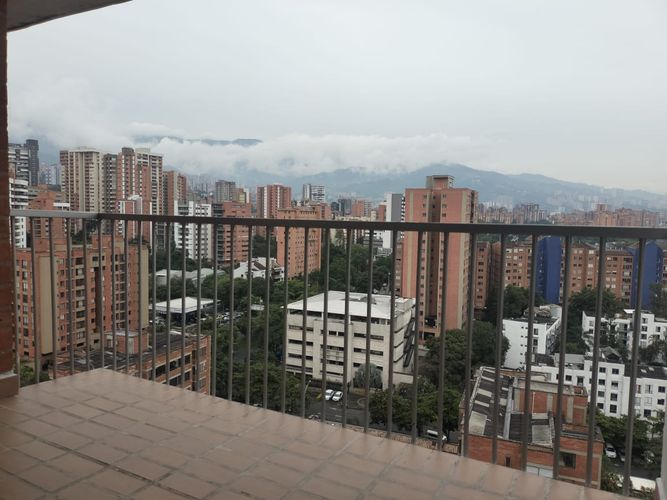 Apartamento de 2 alcobas en arriendo en El Poblado, Medellín, 65 m² · foto 14 de 14