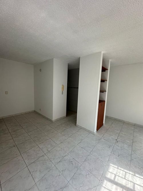 Apartamento de 2 alcobas en venta en Minuto De Dios, Bogotá, 44 m² · foto 5 de 7