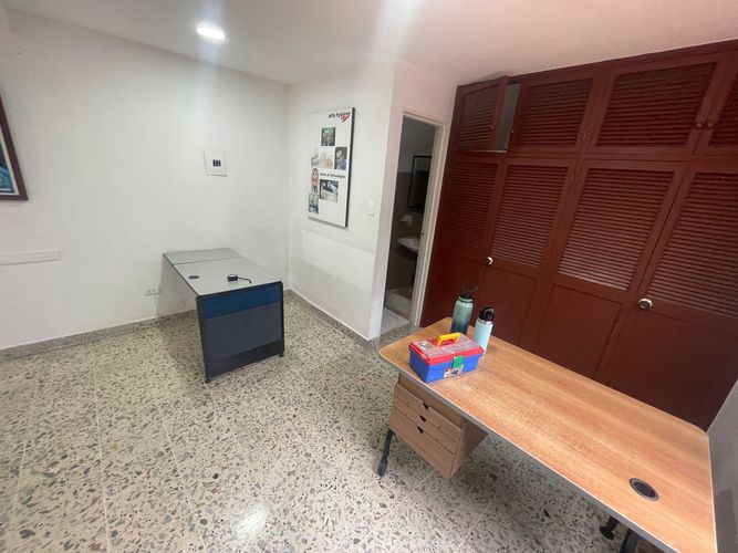 Oficina en venta en La America, Medellín, 25 m² · foto 3 de 6
