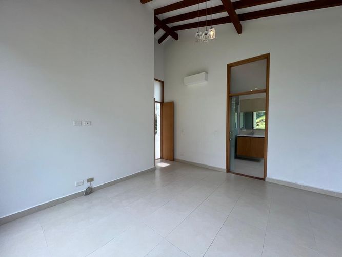 Casa de 4 alcobas en venta en El Carmen De Viboral, El Carmen de Viboral, 418 m² · foto 12 de 20