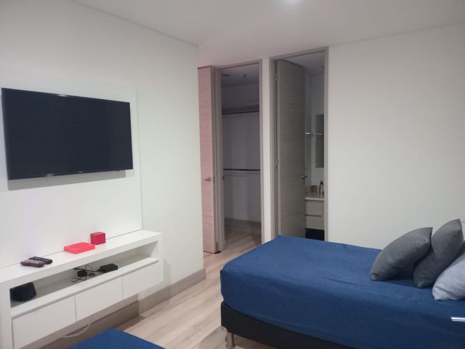 Apartamento de 3 alcobas en venta en El Poblado, Medellín, 137 m² · foto 11 de 15