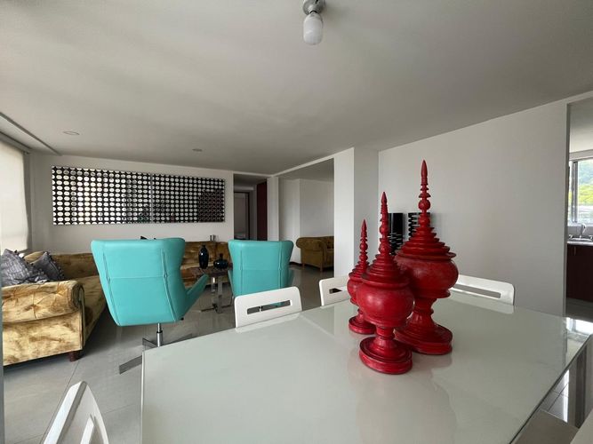 Apartamento de 3 alcobas en arriendo en Las Lomas, Medellín, 103 m² · foto 3 de 16