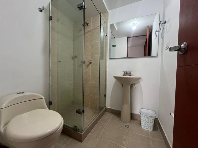 Apartamento de 3 alcobas en arriendo en Las Lomas, Medellín, 103 m² · foto 14 de 16