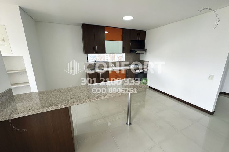 Apartamento de 3 alcobas en arriendo en Los Parra, Medellín, 112 m² · foto 7 de 24