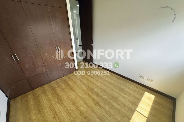 Apartamento de 3 alcobas en arriendo en Los Parra, Medellín, 112 m² · foto 11 de 24